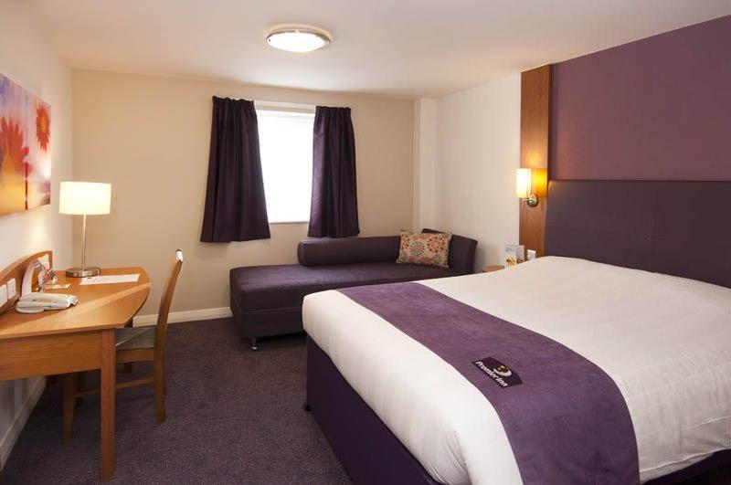 Premier Inn Liverpool City Экстерьер фото